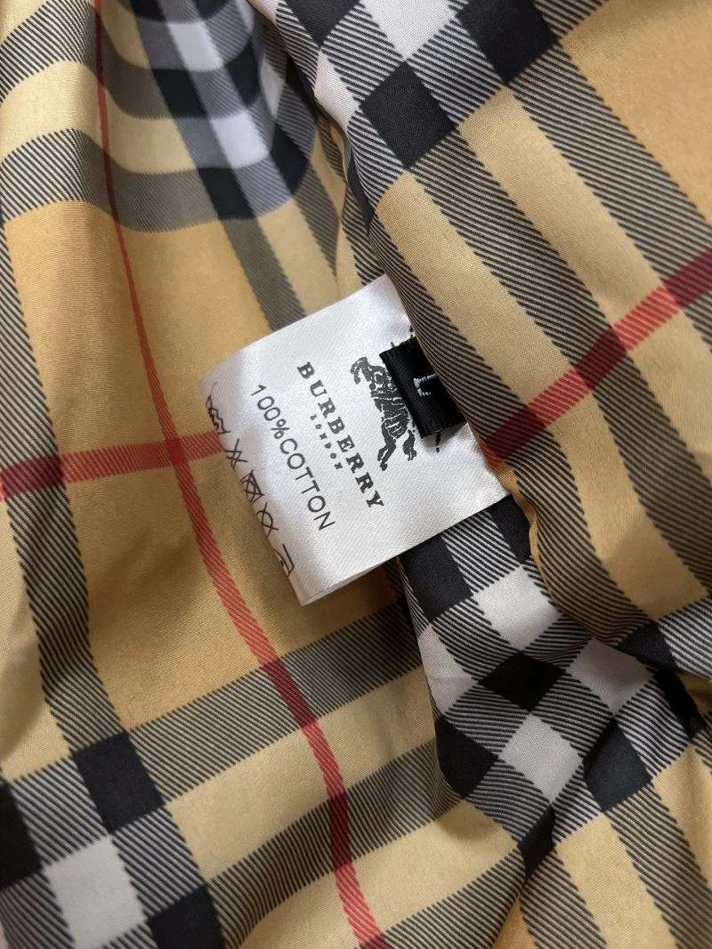 Burberry Outwear SmoothTexture 100214