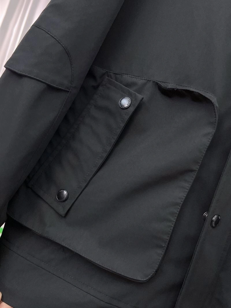 Burberry Outwear SmoothTexture 100214