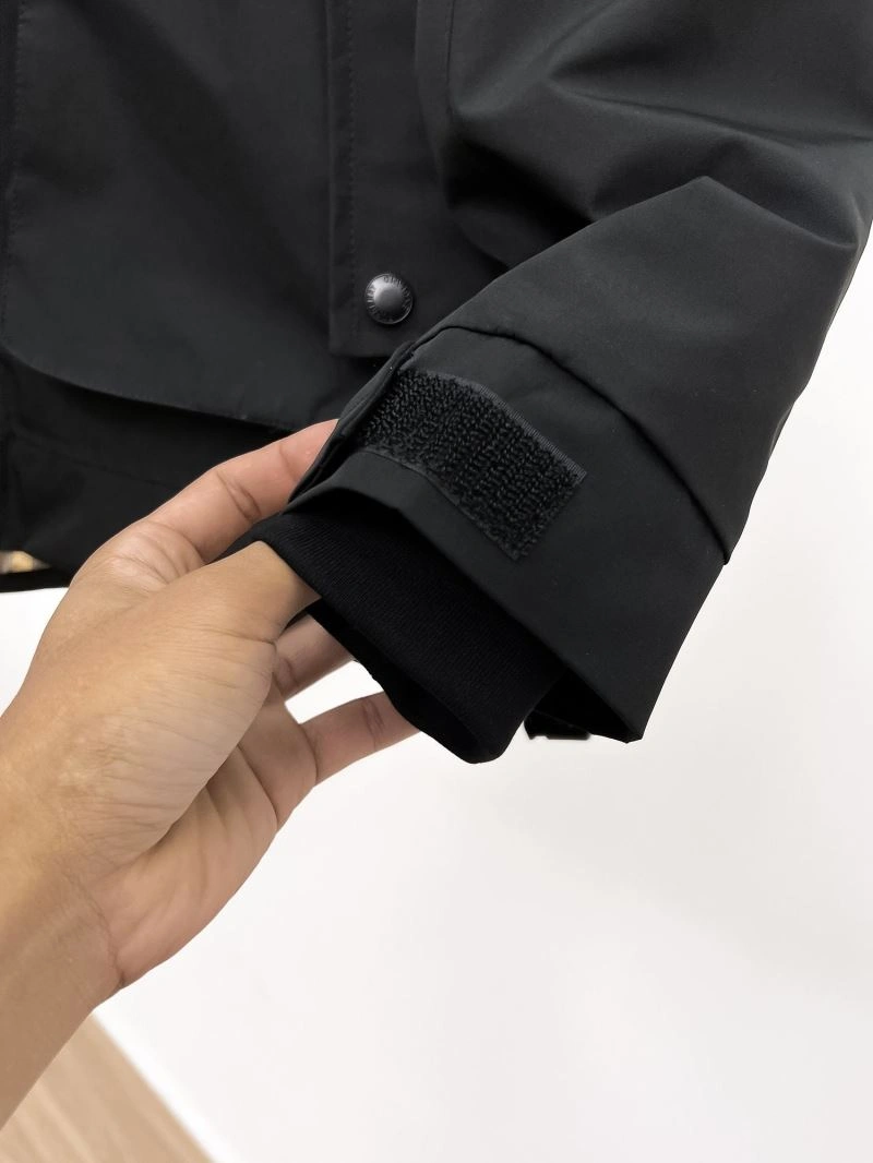 Burberry Outwear SmoothTexture 100214