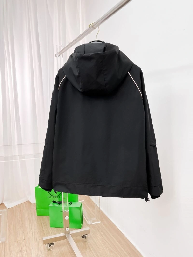 Burberry Outwear SmoothTexture 100214