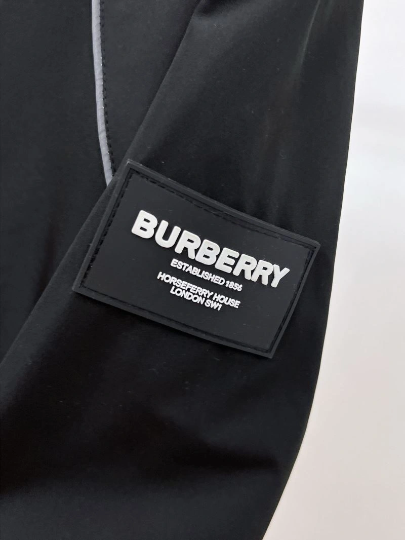 Burberry Outwear SmoothTexture 100214