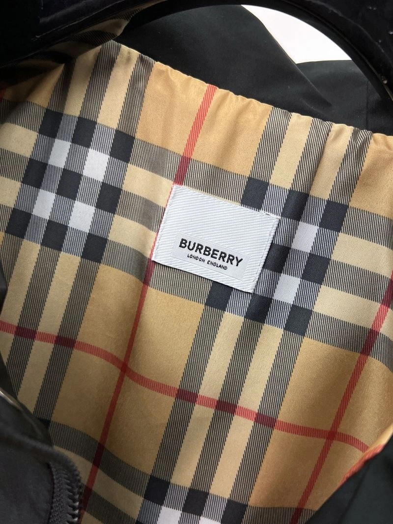 Burberry Outwear SmoothTexture 100214