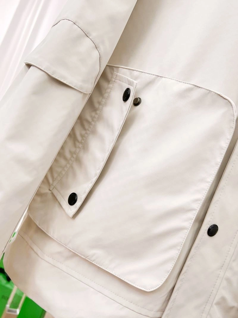 Efficient Burberry Outwear 100220