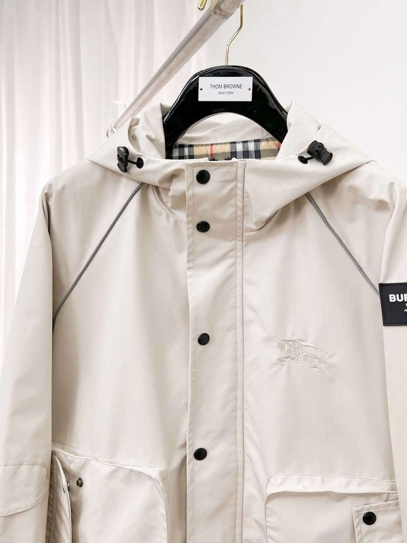 Efficient Burberry Outwear 100220