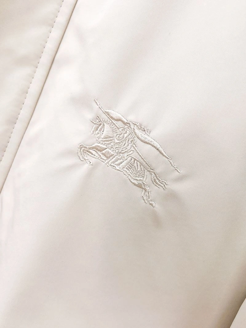 Efficient Burberry Outwear 100220