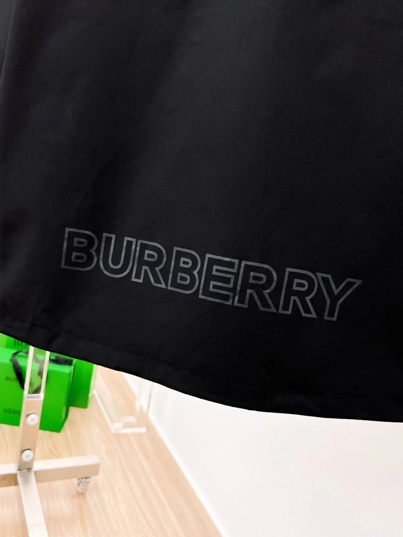 Burberry Outwear Durable 100201