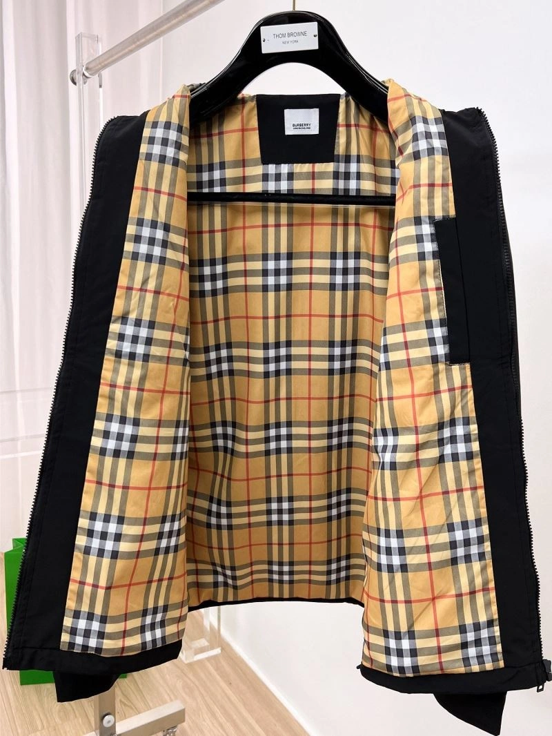 Burberry Outwear Durable 100201