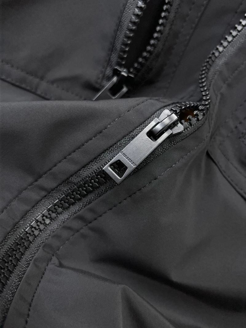 Burberry Outwear Durable 100201