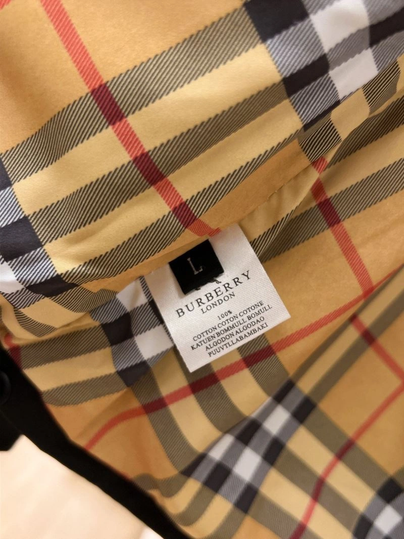Burberry Outwear Durable 100201