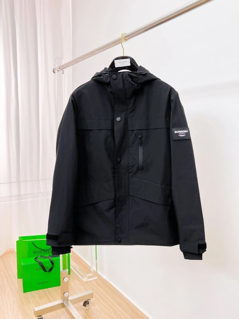 FlexibleFit Burberry Outwear 100202