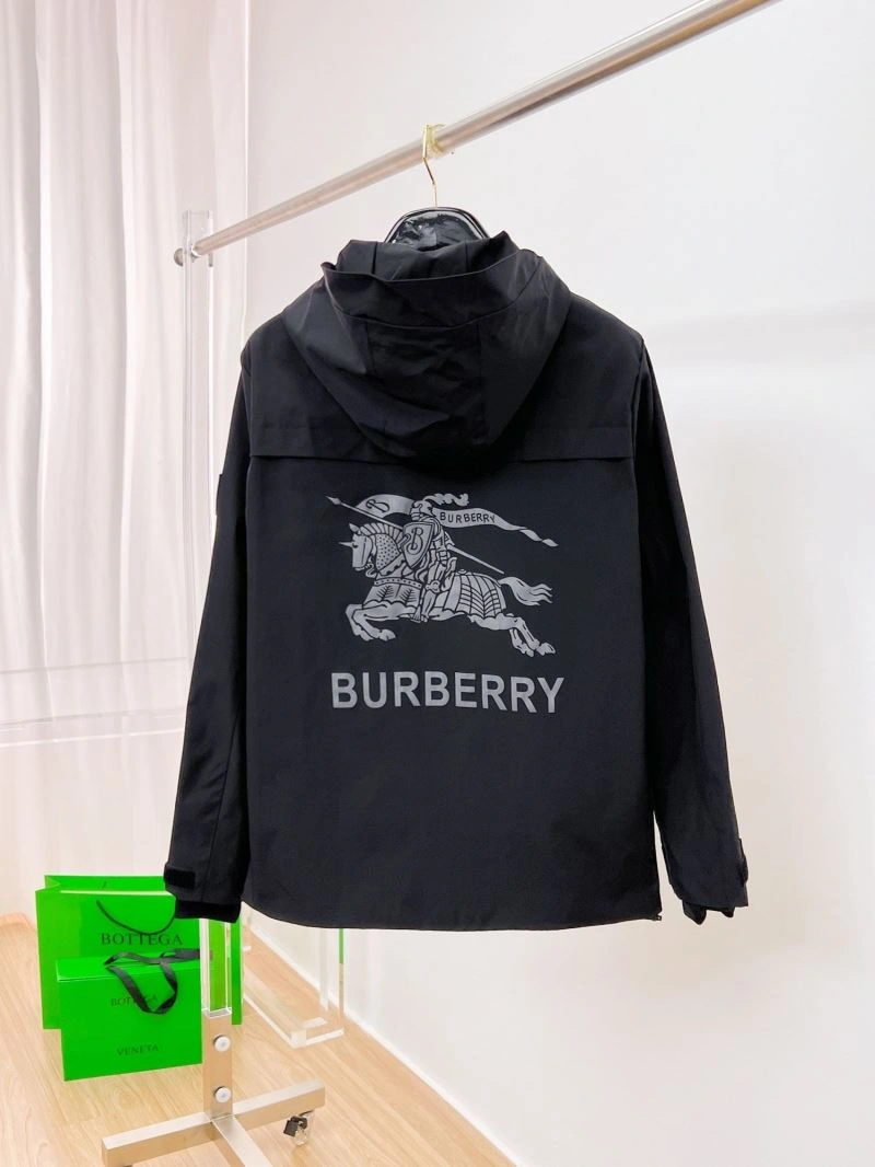 FlexibleFit Burberry Outwear 100202