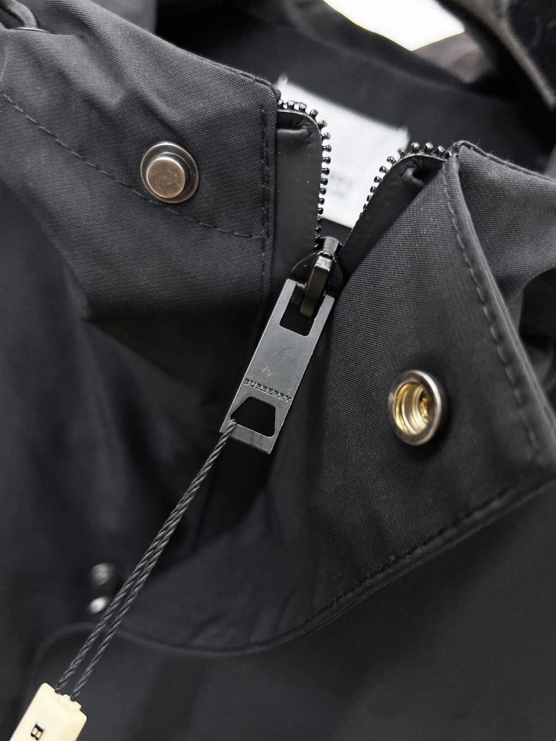 FlexibleFit Burberry Outwear 100202