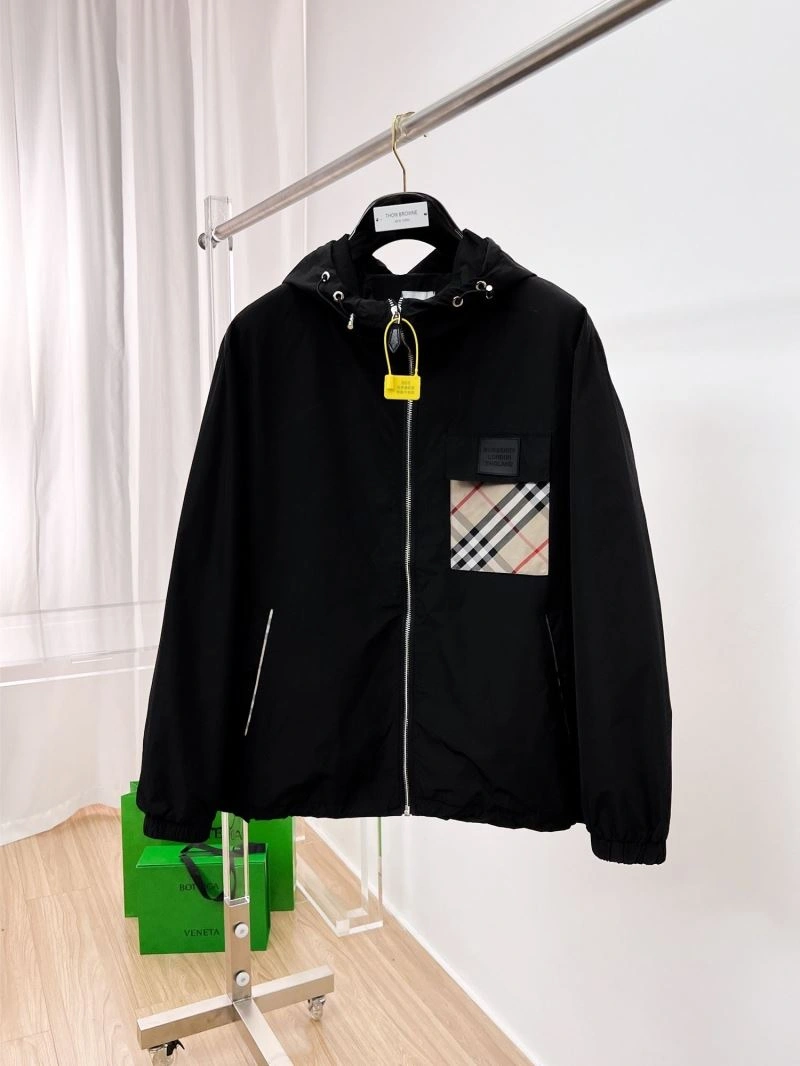 TravelReady Burberry Outwear 100191