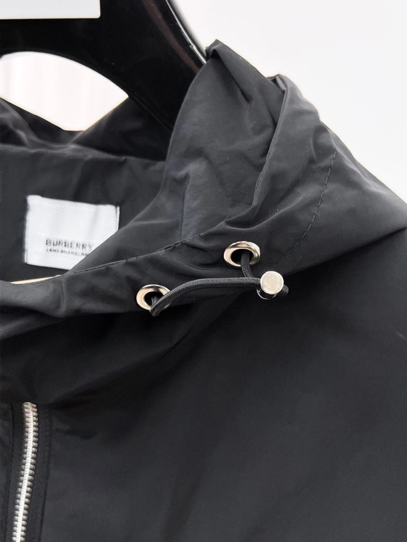 TravelReady Burberry Outwear 100191