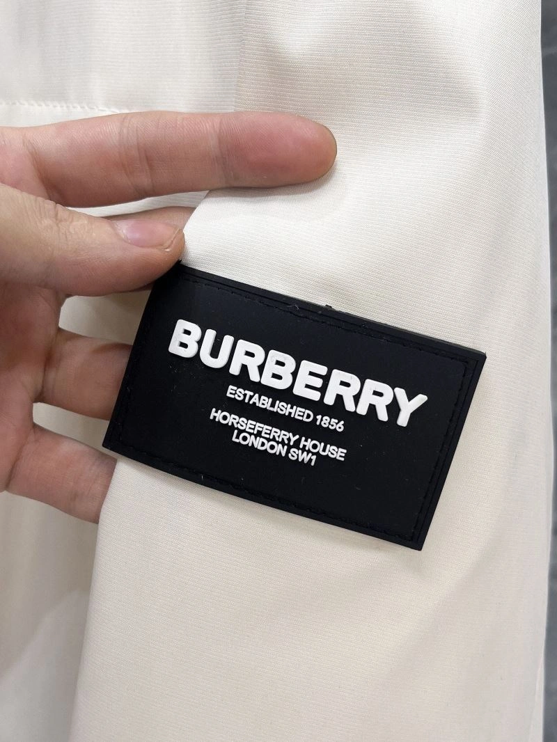 Burberry Outwear Durable 100188