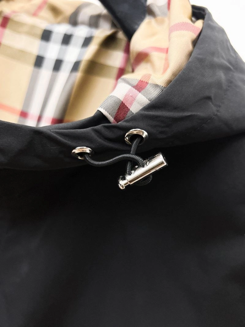 Burberry Outwear Stretchable 100181