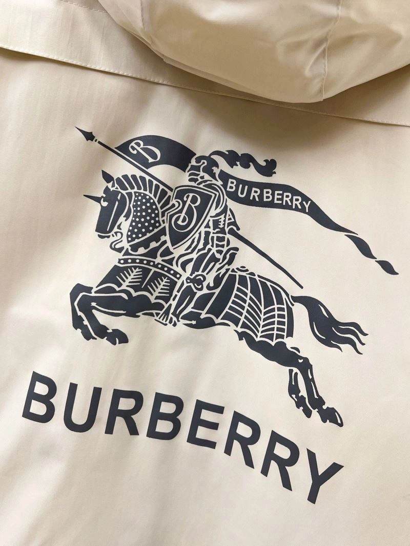 Durable Burberry Outwear 100302