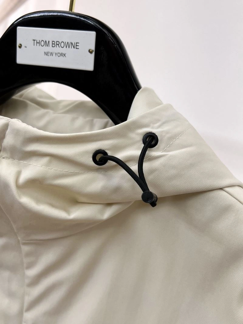 Durable Burberry Outwear 100302