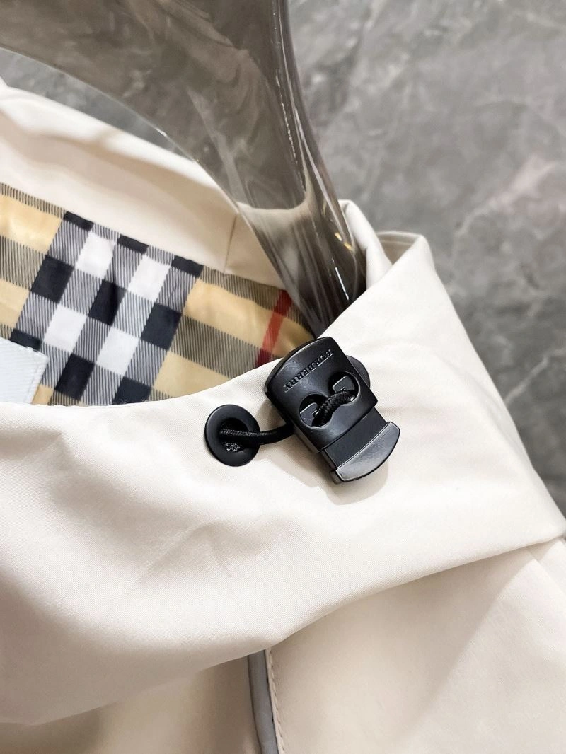 Burberry Outwear TravelReady 100179