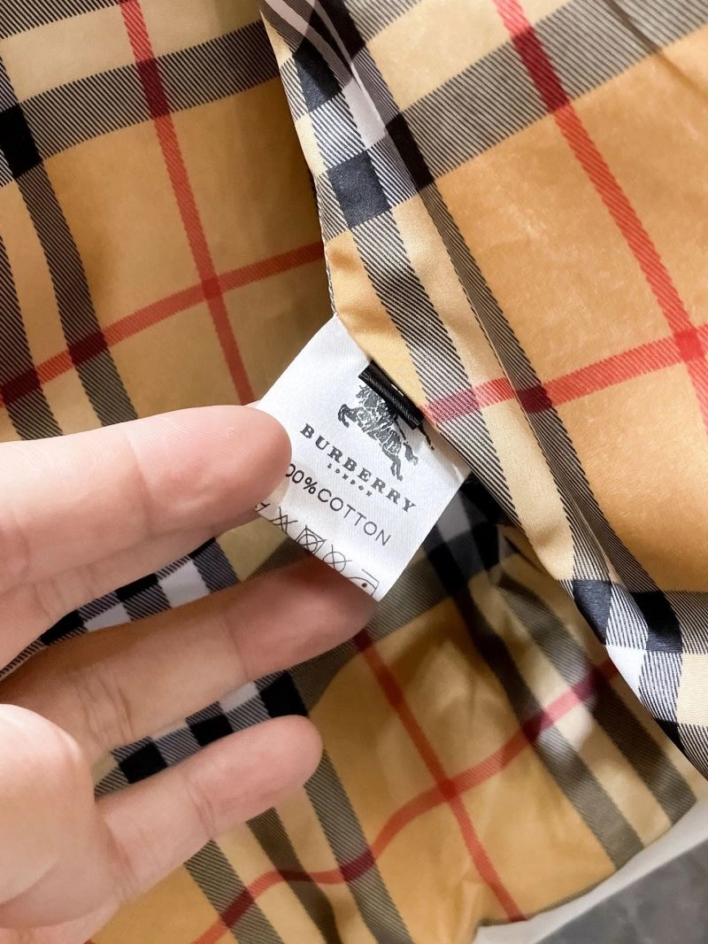 Burberry Outwear TravelReady 100179
