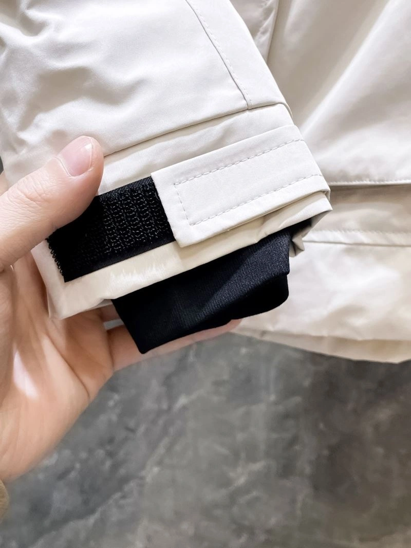 Burberry Outwear TravelReady 100179