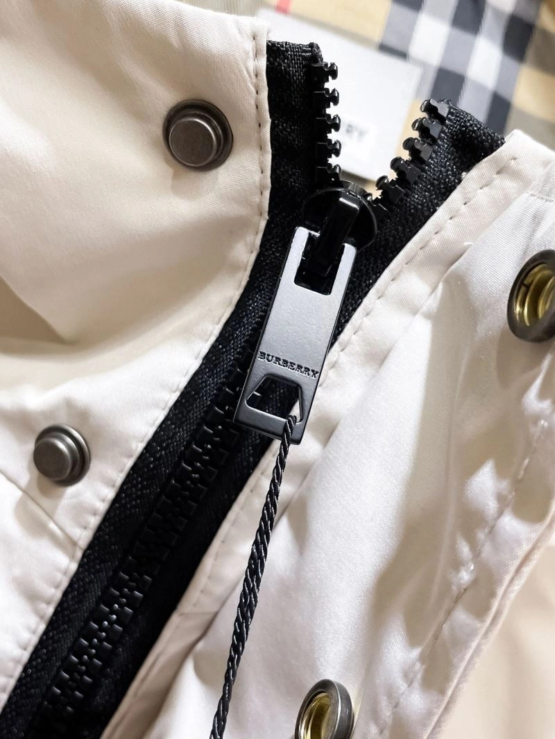 Burberry Outwear TravelReady 100179