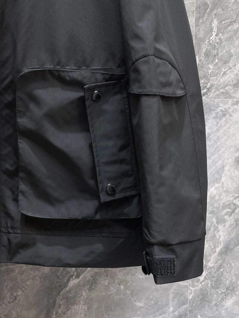 Elegant Burberry Outwear 100205