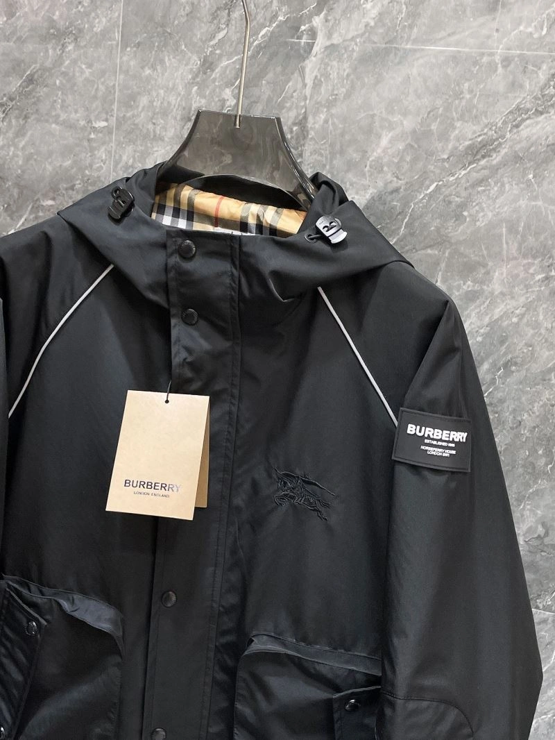 Elegant Burberry Outwear 100205