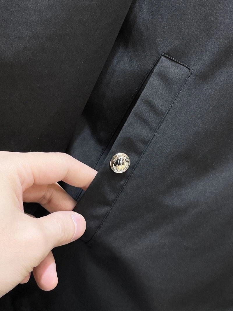 Seasonal Burberry Outwear 100174