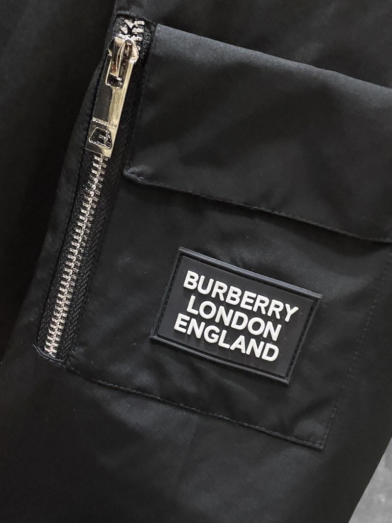 Seasonal Burberry Outwear 100174