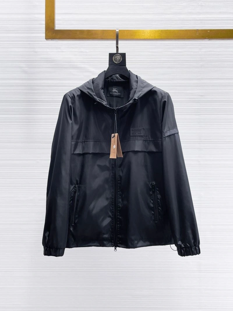 Burberry Outwear Youthful 100173