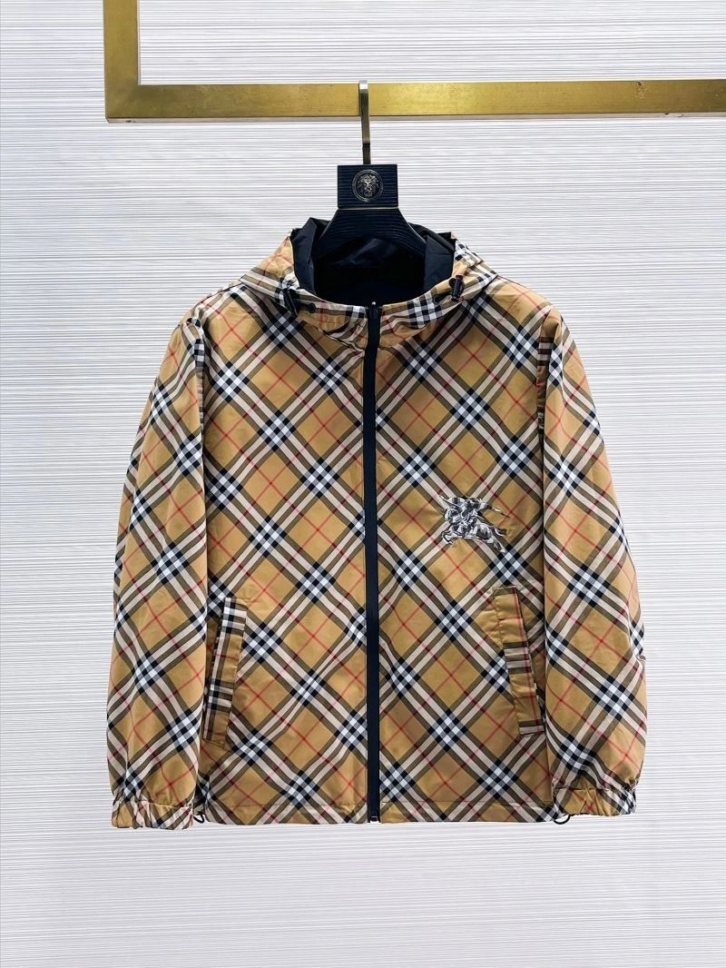 Burberry Outwear Unisex 100182