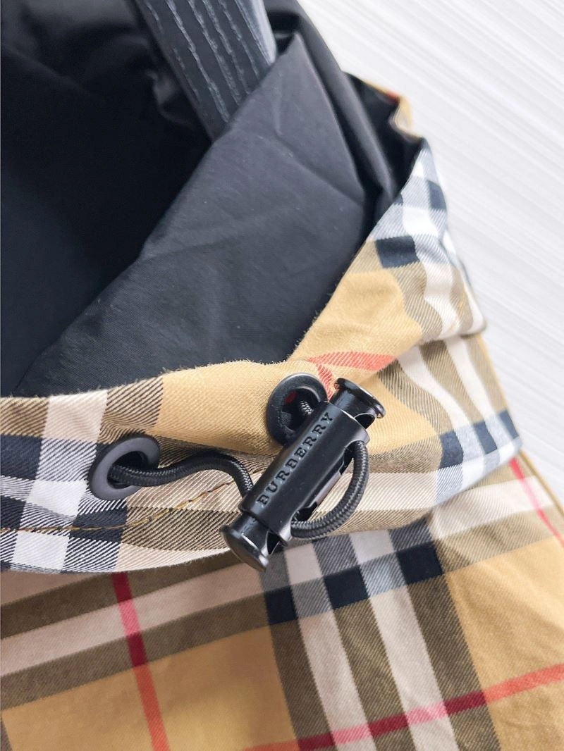 Burberry Outwear Unisex 100182