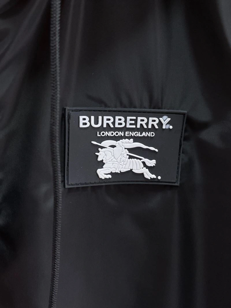 Burberry Outwear Breathable 100158