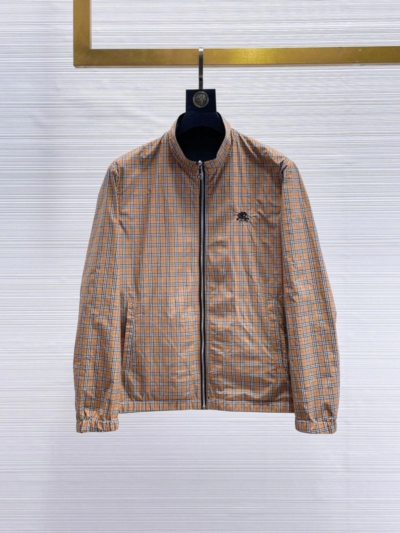 ComfortFit Burberry Outwear 100177