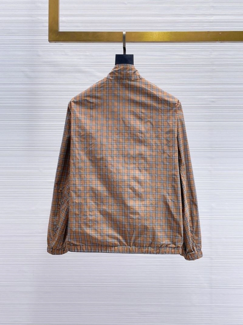 ComfortFit Burberry Outwear 100177