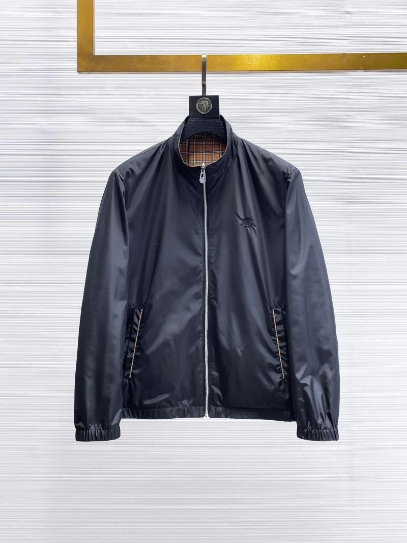 ComfortFit Burberry Outwear 100177