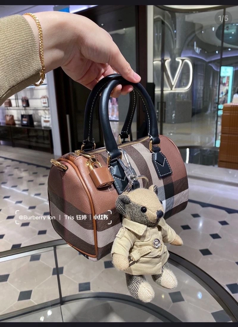 Burberry Pillow Bags Practical 64673