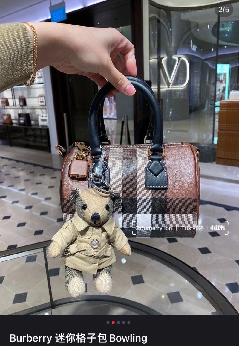 Burberry Pillow Bags Practical 64673