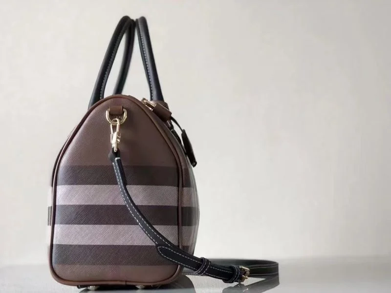 Contemporary Burberry Pillow Bags 38116