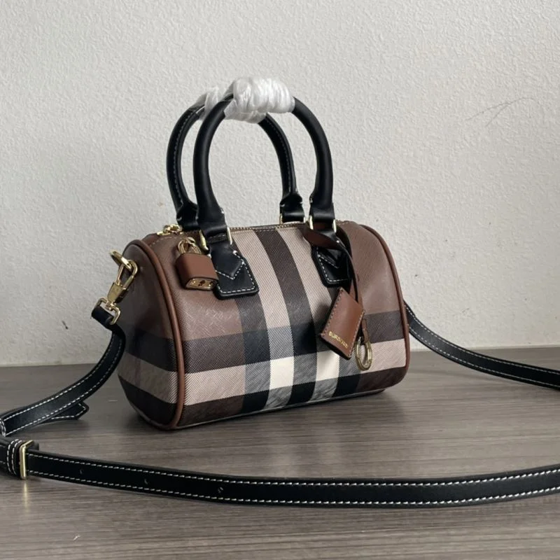 Burberry Pillow Bags Snug 38107
