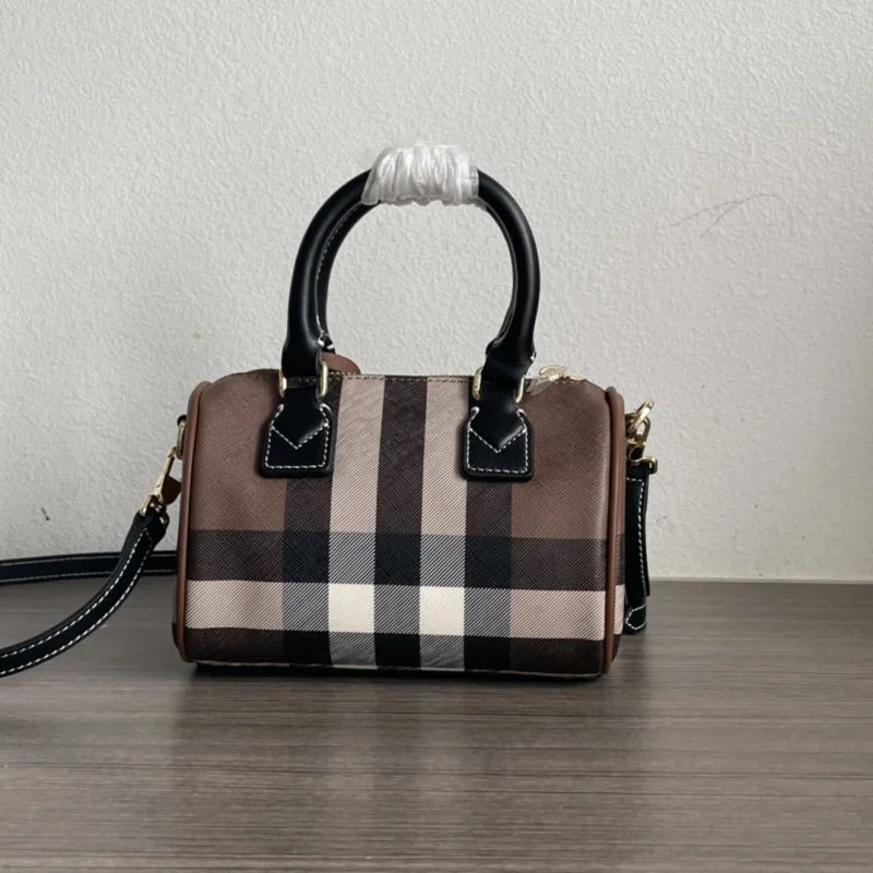 Burberry Pillow Bags Snug 38107