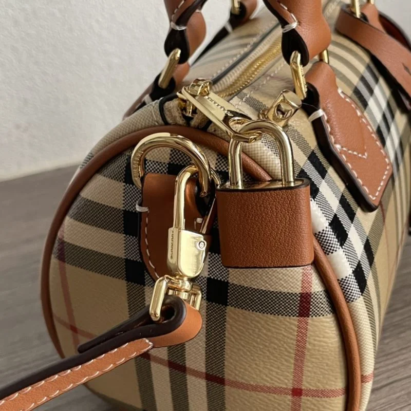 Burberry Pillow Bags AllSeason 38104