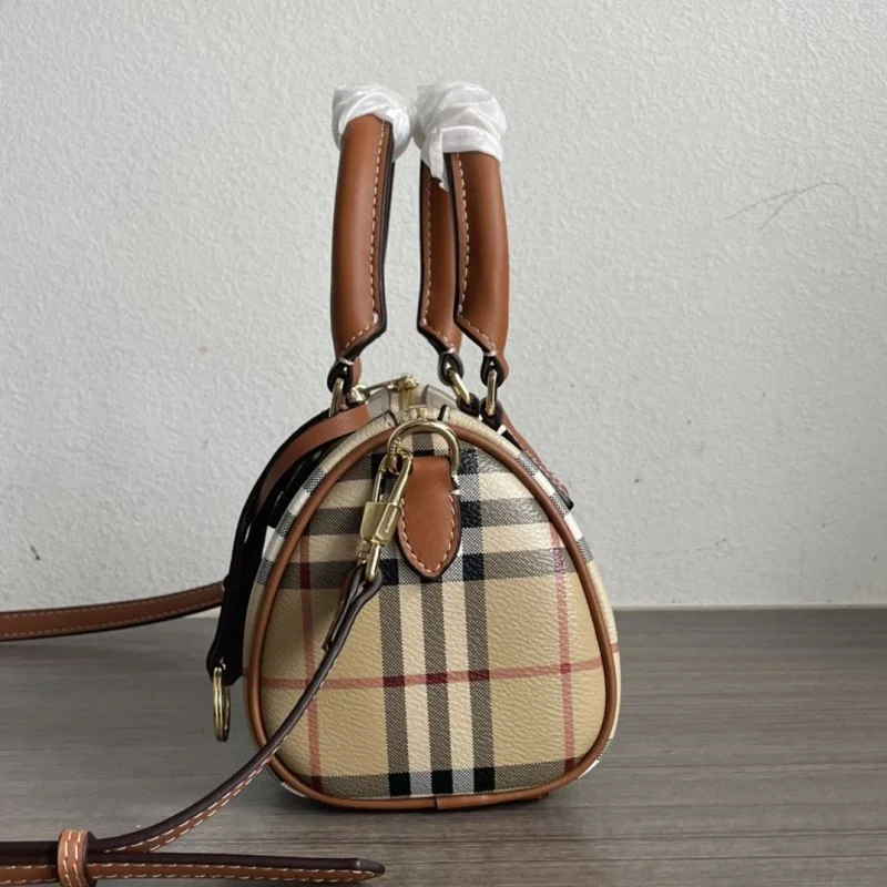 Burberry Pillow Bags AllSeason 38104