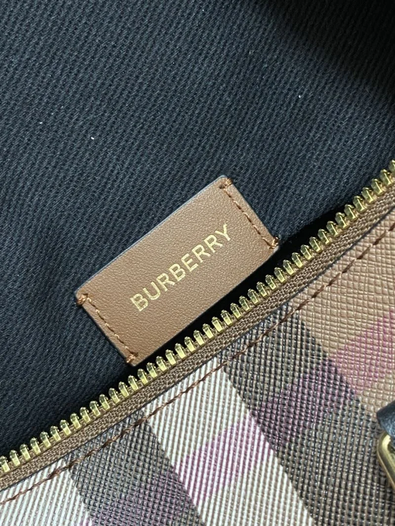 Burberry Pillow Bags Cozy 38096