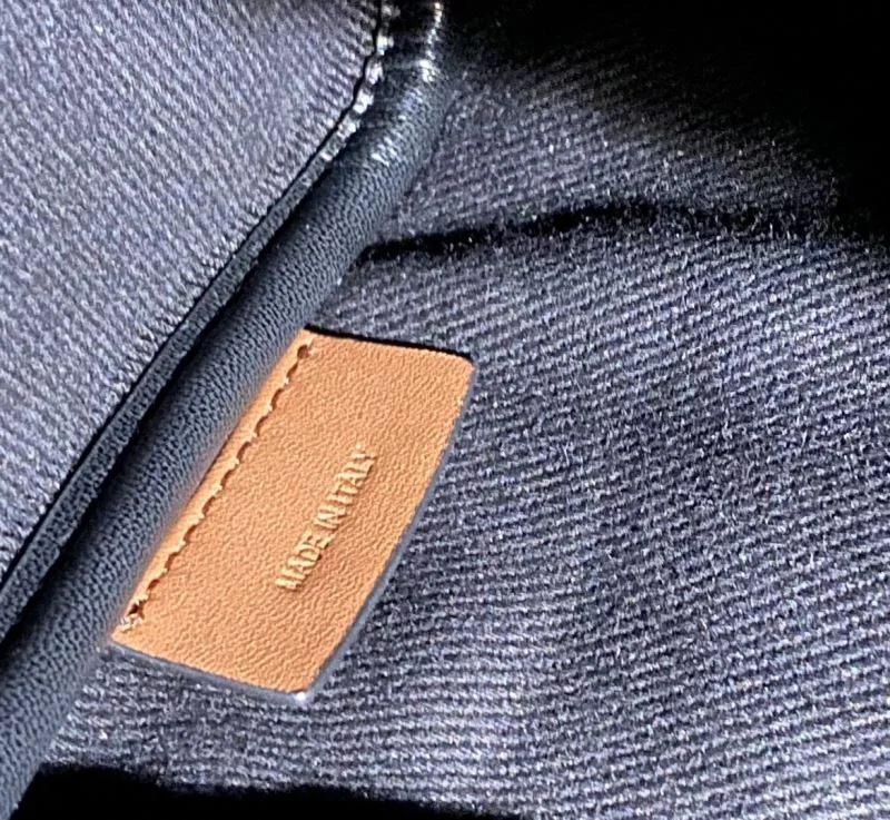 Burberry Pillow Bags Cozy 38096