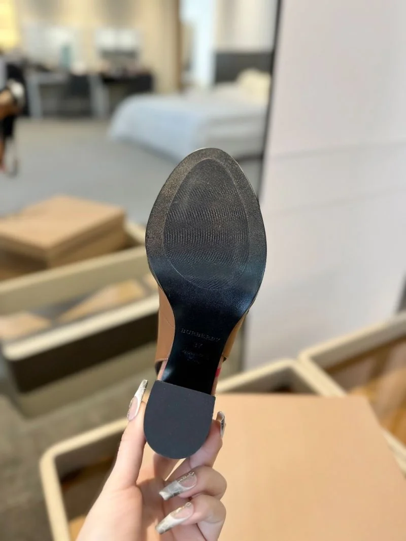 Burberry Sandals ComfortFit 17109