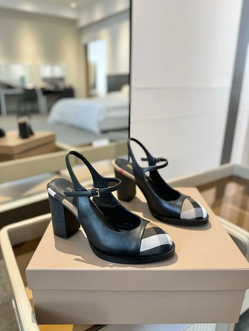 Resilient Burberry Sandals 17111