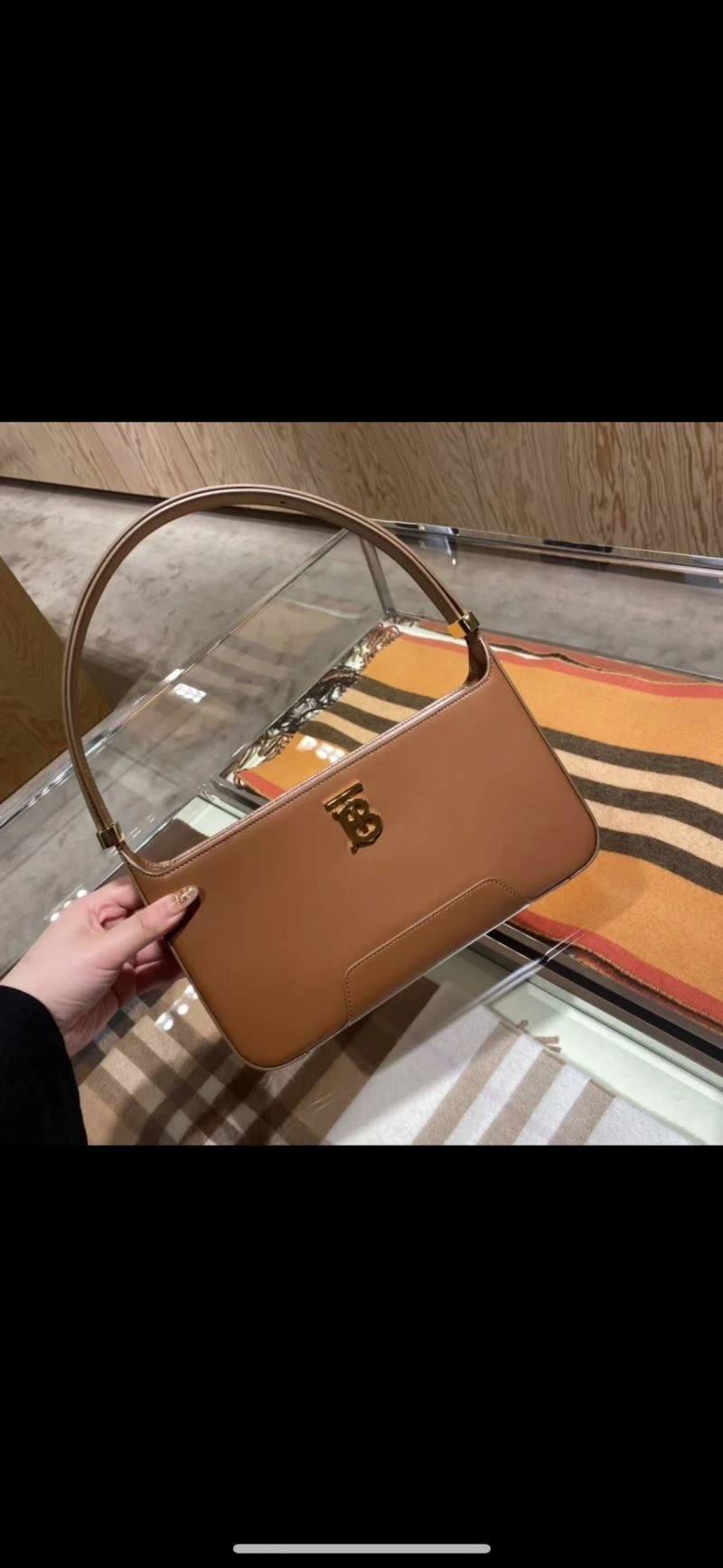 Burberry Satchel Bags Cozy 64539