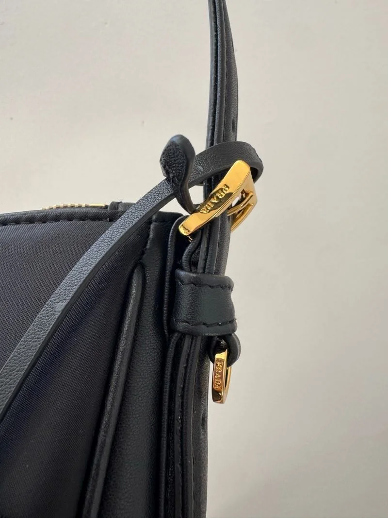Burberry Satchel Bags Unisex 51704